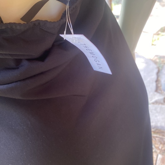 THEMOGAN tic:tok Swim Coverup - Picture 3 of 9